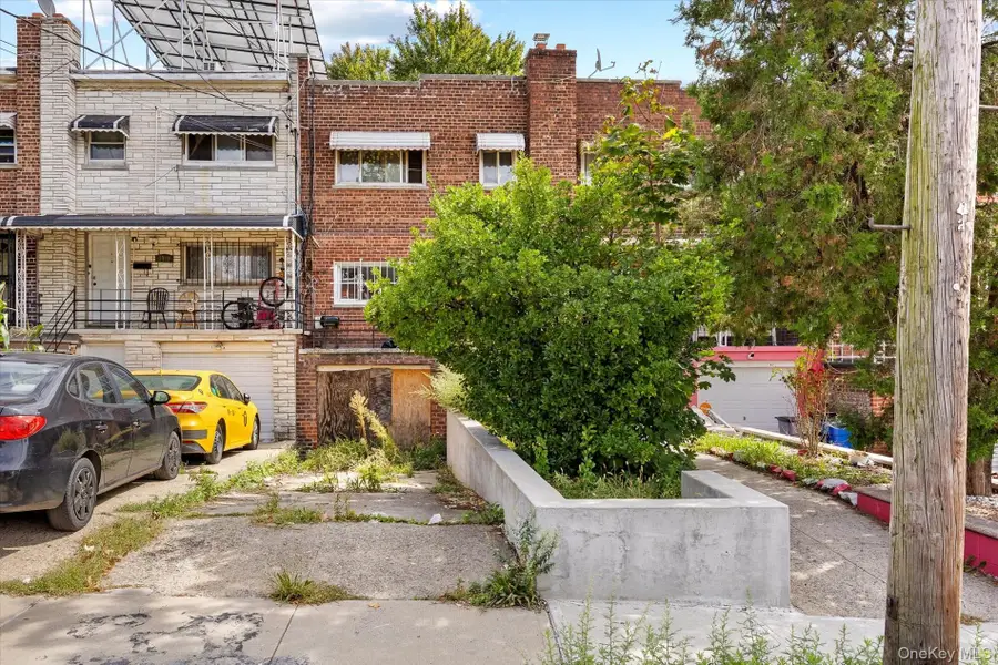 3768 Laconia Avenue, Bronx, NY 10469 - #2