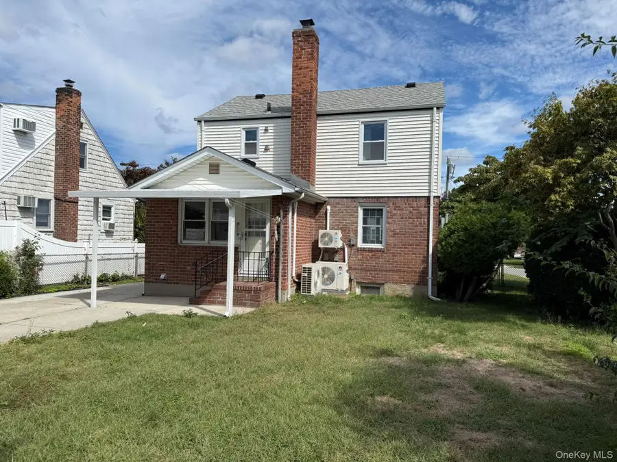 375 Latham Road, Mineola, NY 11501 - #3