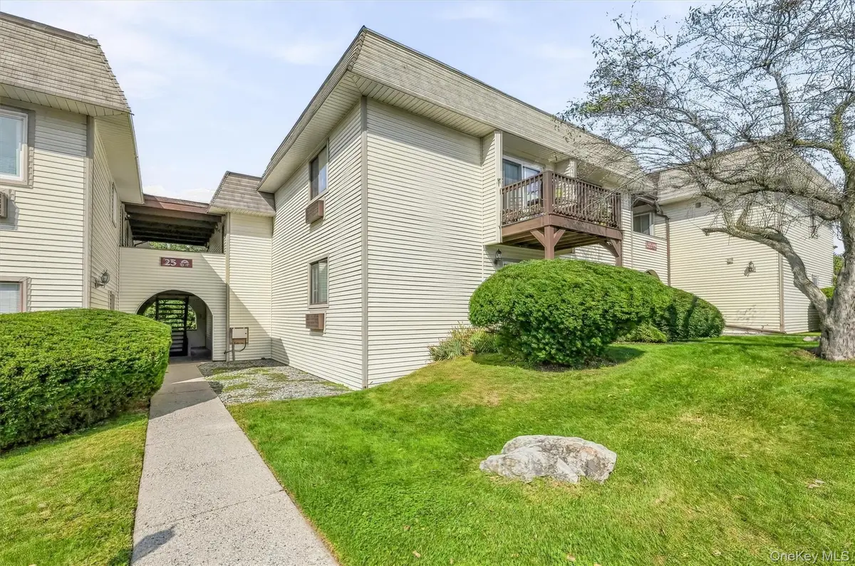 25 Village Park Drive #2D, Fishkill, NY 12524 - #1