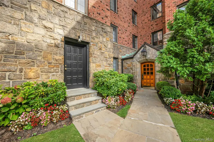 914 Wynnewood Road #1A, Pelham, NY 10803 - #3