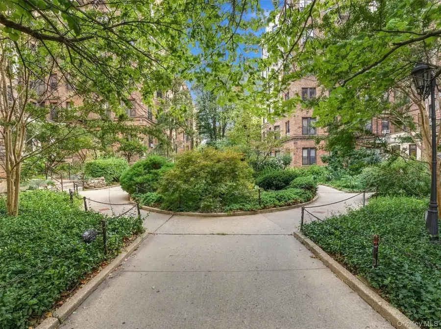 754 Brady Avenue #303, Bronx, NY 10462 - #2