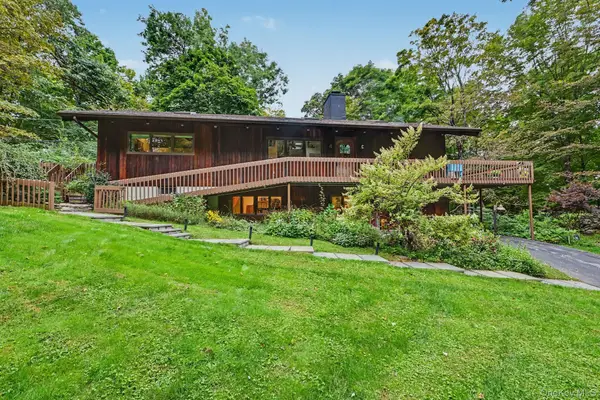 380 Long Ridge Road, Pound Ridge, NY 10576