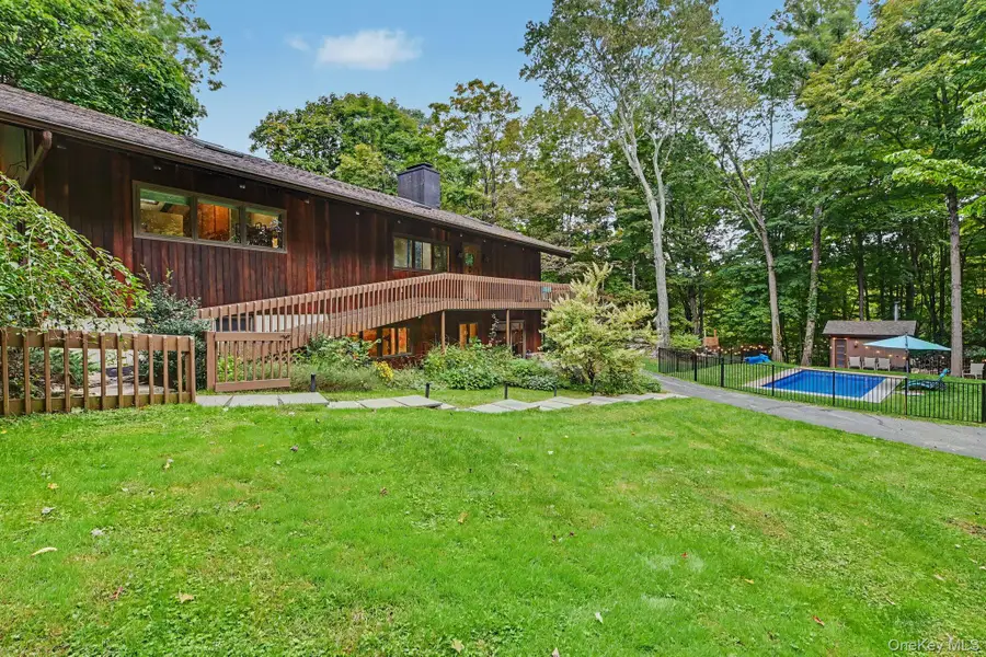 380 Long Ridge Road, Pound Ridge, NY 10576 - #2