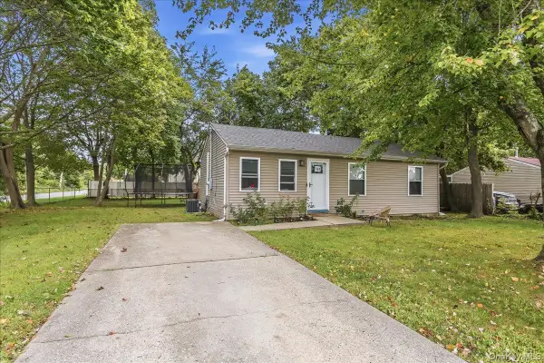761 Provost Avenue, Bellport, NY 11713