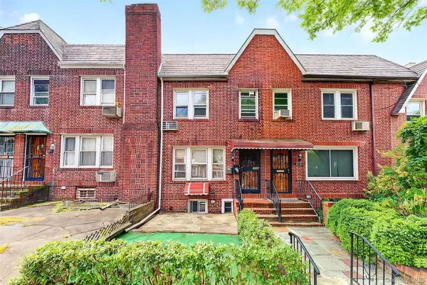 66-48 Booth Street, Rego Park, NY 11374