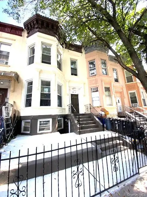 8837 161st Street, Jamaica, NY 11432 - #3