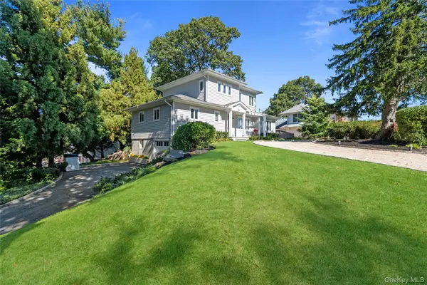 646 The Concourse, Oyster Bay, NY 11771