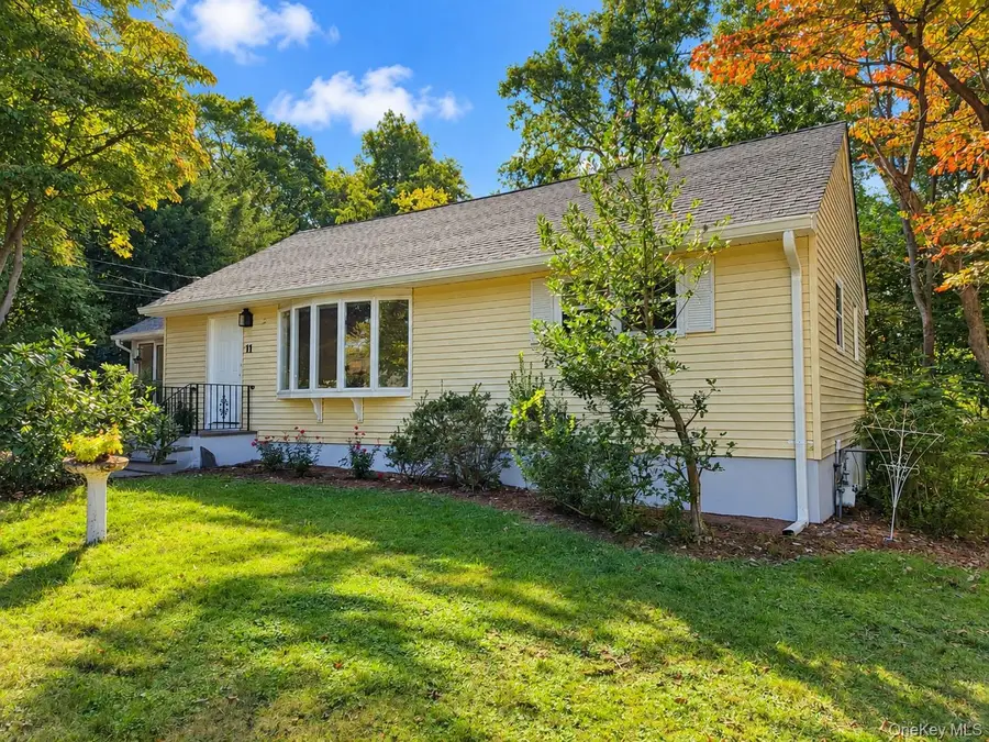 11 Clover Drive, West Nyack, NY 10994 - #2