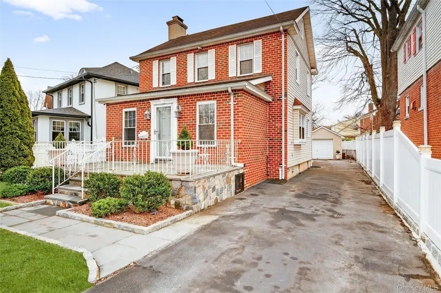 3334 Country Club Road, Bronx, NY 10465 - #3
