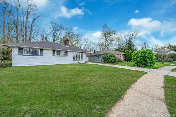 243 Coventry Road S, West Hempstead, NY 11552