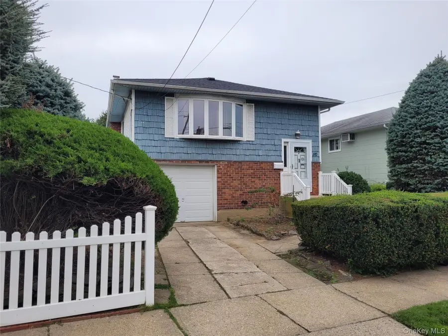 110 Crest Avenue, Elmont, NY 11003 - #2