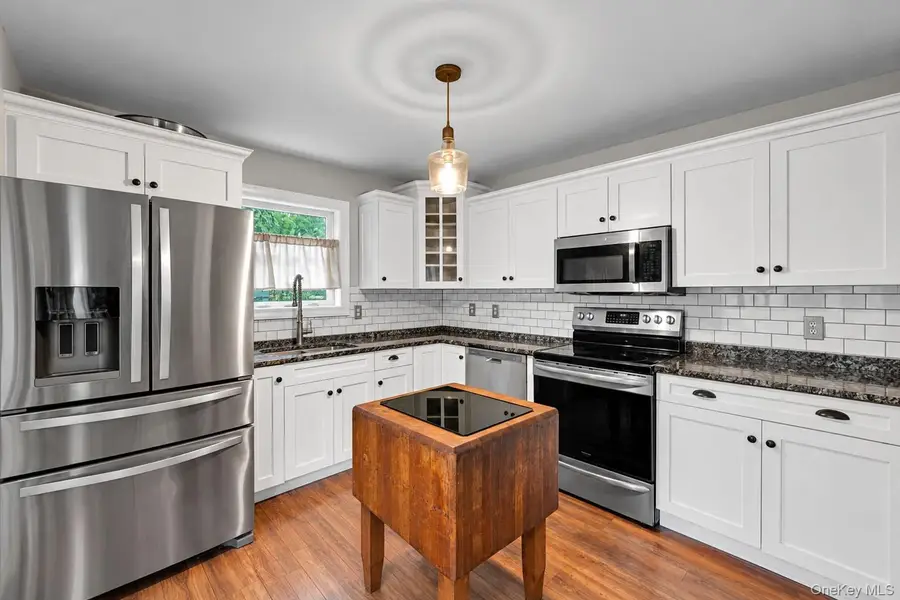 1 Hampton Street, East Quogue, NY 11942 - #2