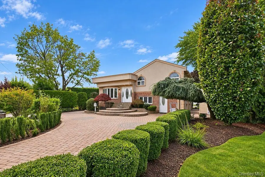 1072 Hicksville Road, Seaford, NY 11783 - #3