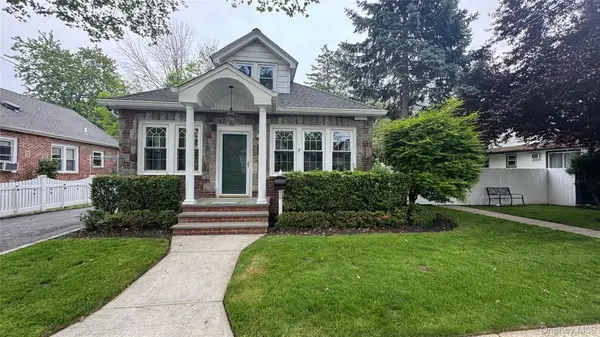 1905 Bryant Place, Baldwin, NY 11510
