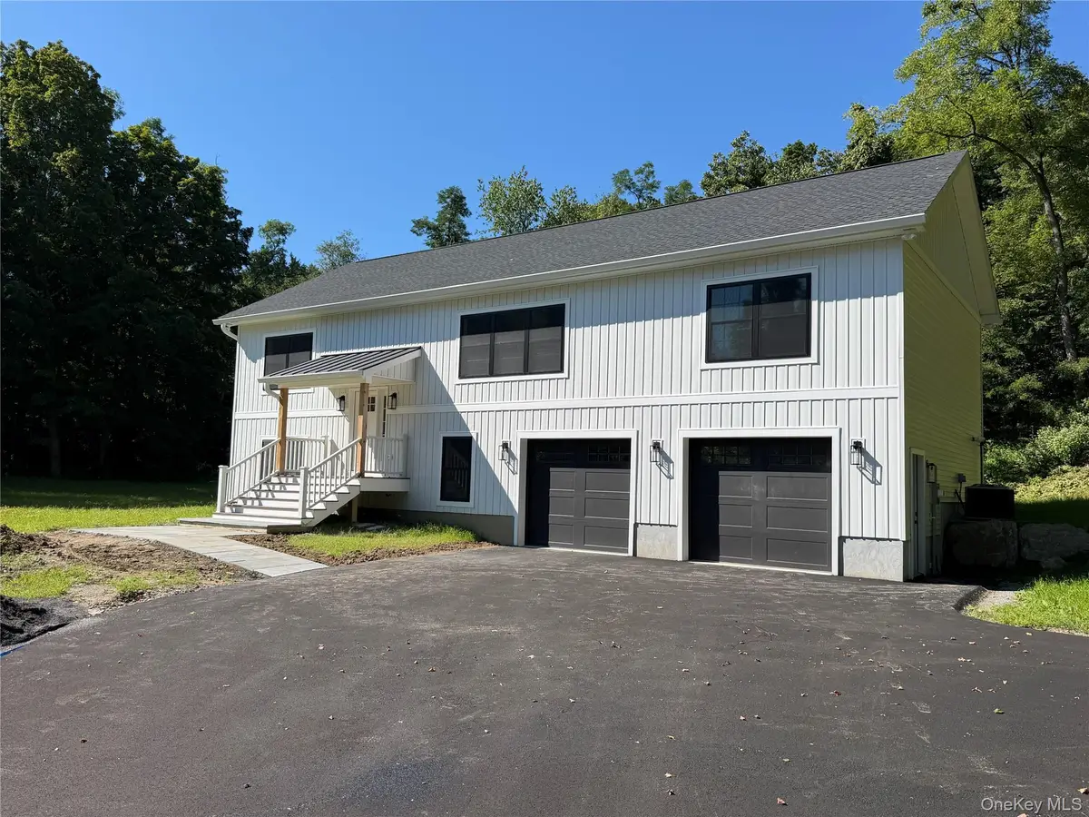 55 Schoolhouse Lane, Hopewell Junction, NY 12533 - #1