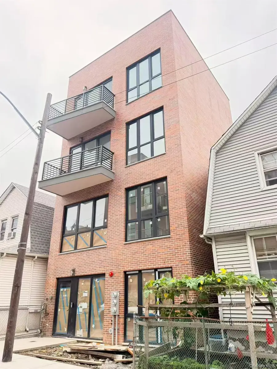 136-17 Carlton Place, Flushing, NY 11354 - #2