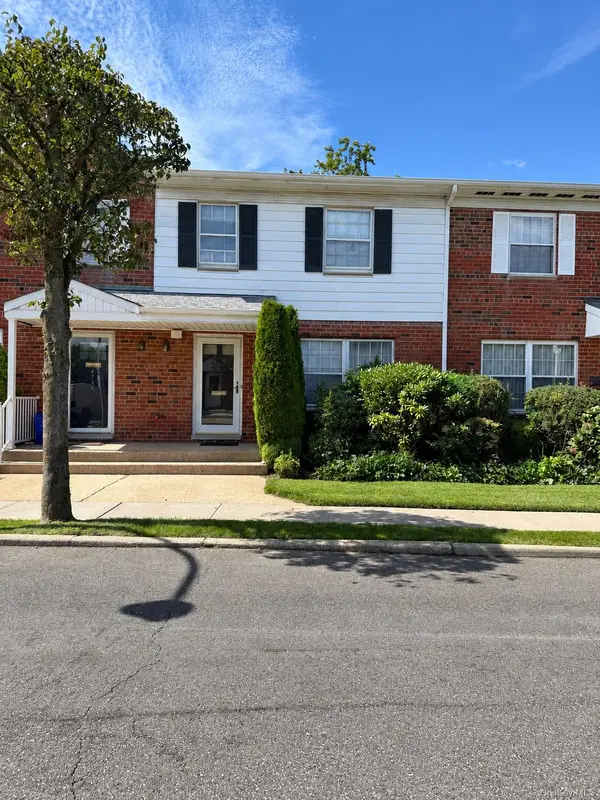 678 Front Street #G, Hempstead, NY 11550