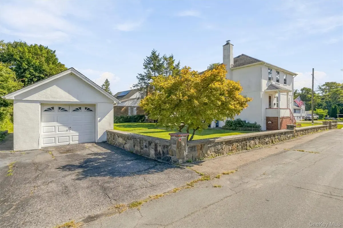 176 Broadway, Verplanck, NY 10596 - #1