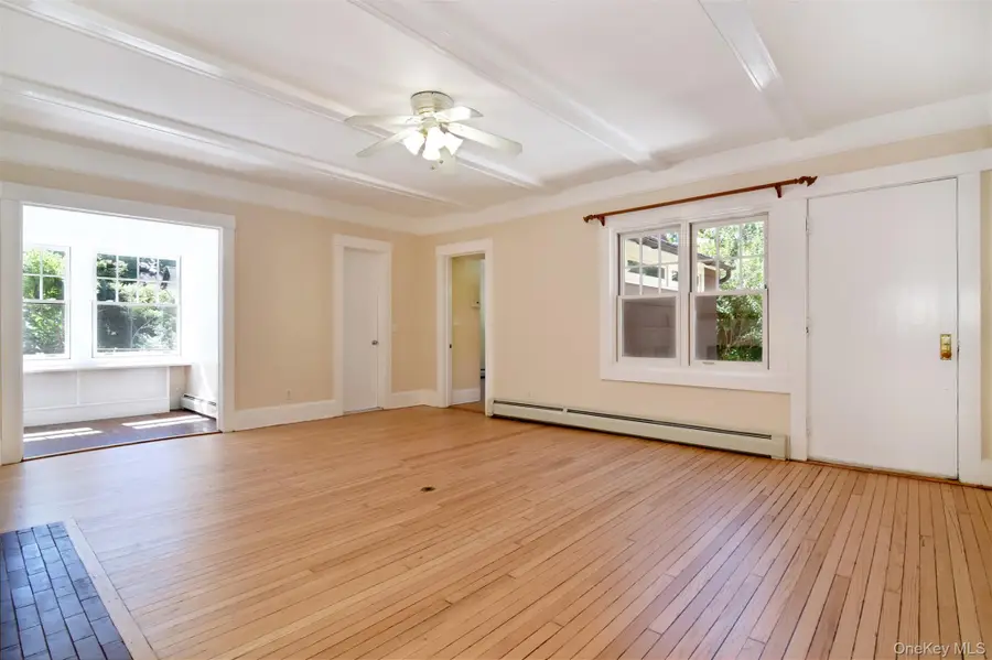 58 Young Avenue, Pelham, NY 10803 - #3