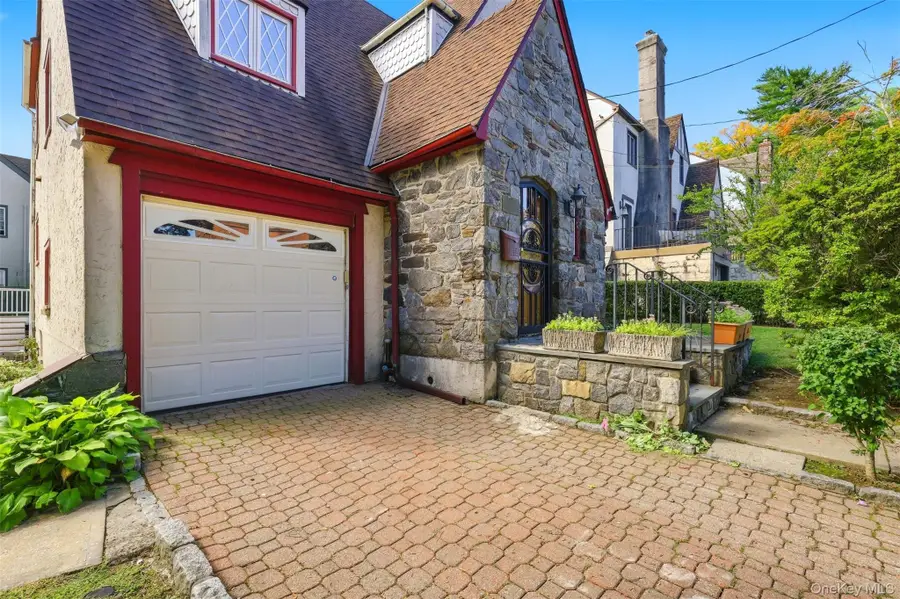 187 Neuton Avenue, Port Chester, NY 10573 - #2