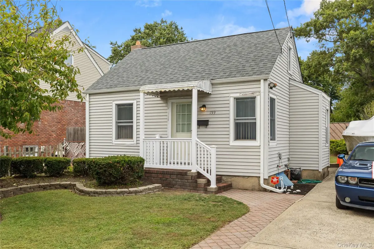 159 Neptune Avenue, West Babylon, NY 11704 - #1