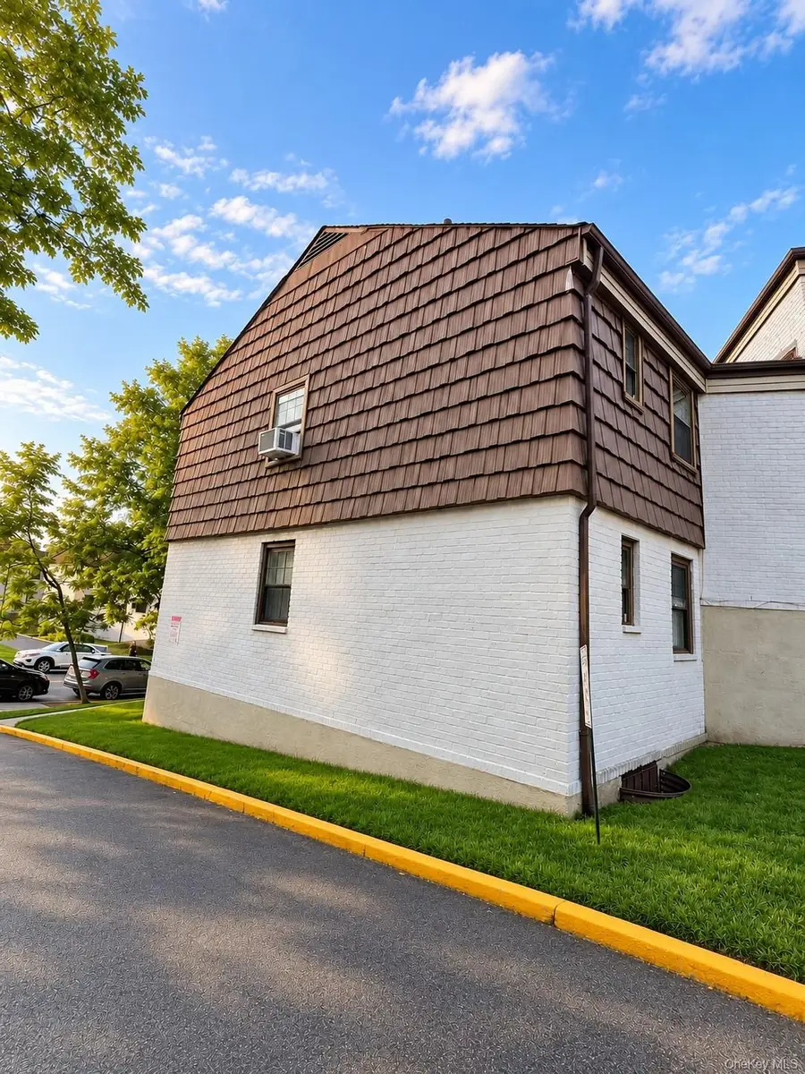 67-37 136th St #B, Flushing, NY 11367 - #3