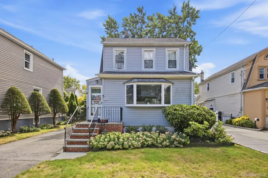 27 South Drive, Valley Stream, NY 11581 - #2