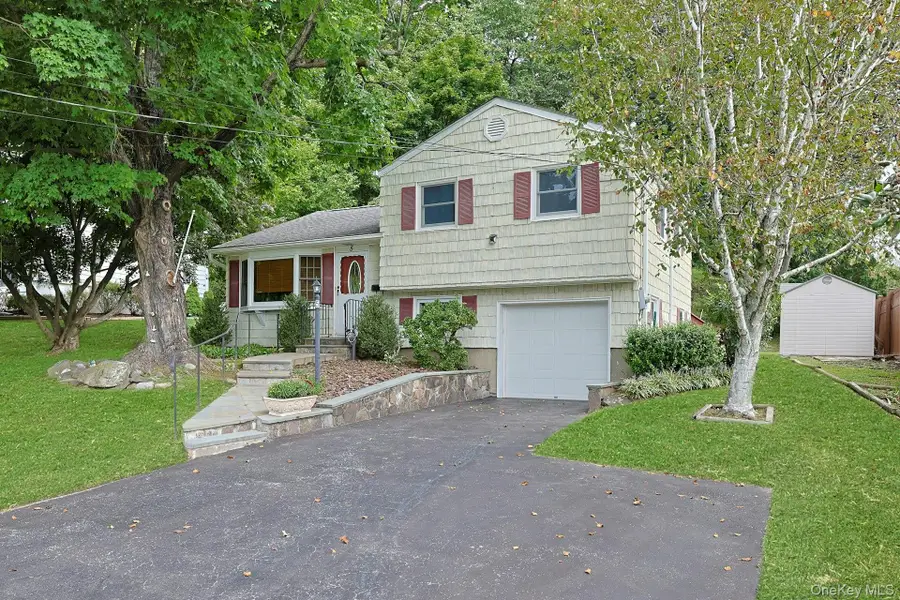5 Seward Court, Montrose, NY 10548 - #2
