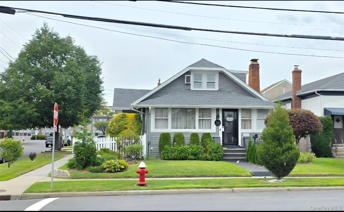 58 W Windsor Parkway, Oceanside, NY 11572 - #1
