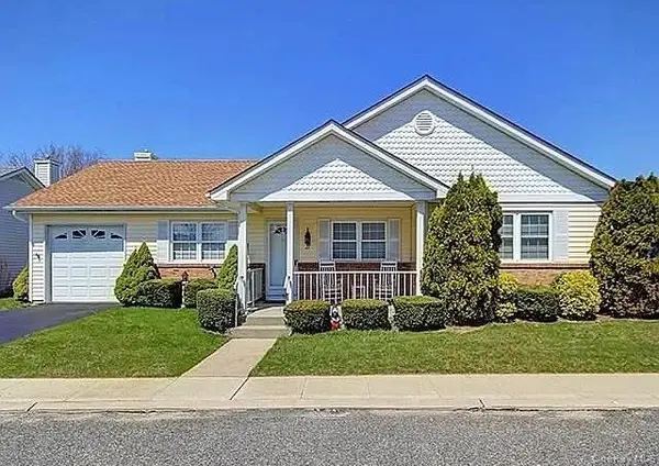 Address Withheld By Seller, Oakdale, NY 11769