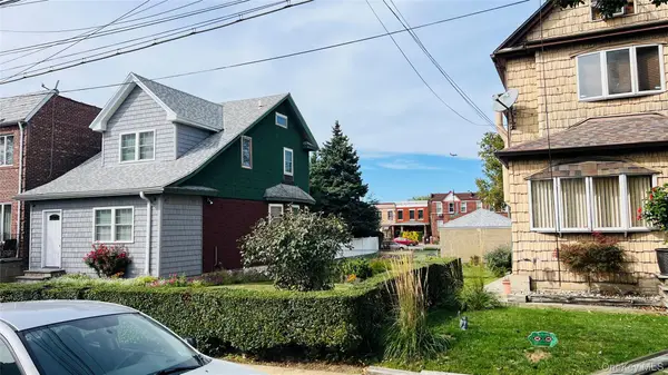 5949 58th Road, Maspeth, NY 11378