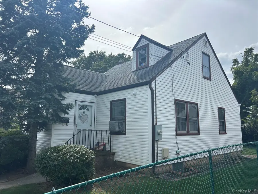 304 Lorraine Street, Bellmore, NY 11710 - #2