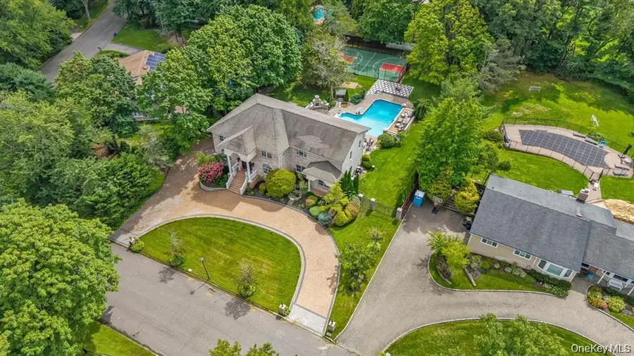 65 Threepence Drive, Melville, NY 11747 - #2