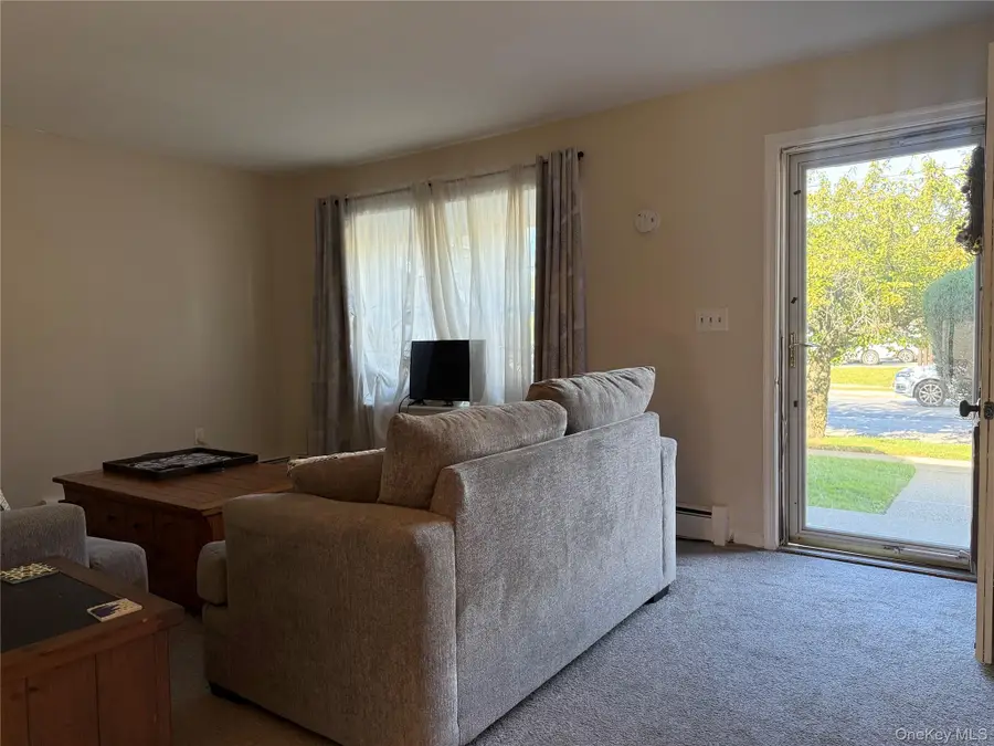 274 Hooker Avenue #B3, Poughkeepsie, NY 12603 - #3