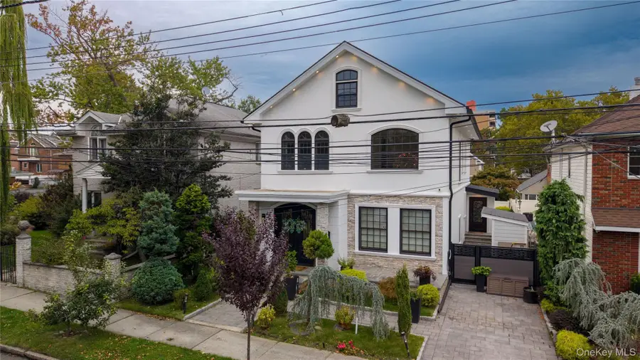 162-07 12th Road, Beechhurst, NY 11357 - #2