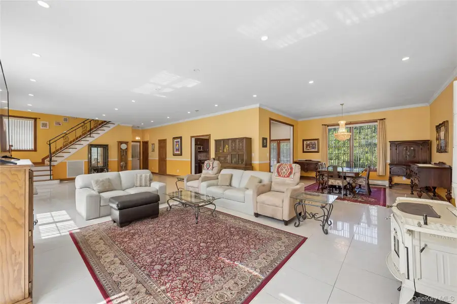 471 Southport Street, Ronkonkoma, NY 11779 - #3