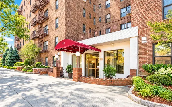 71-11 Yellowstone Boulevard #4M, Forest Hills, NY 11375