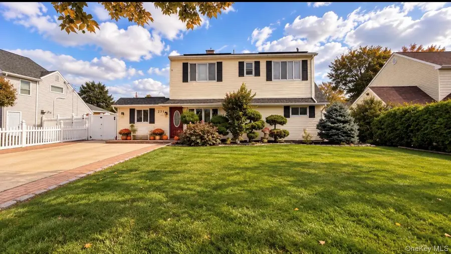 271 Twin Lane E, Wantagh, NY 11793 - #2