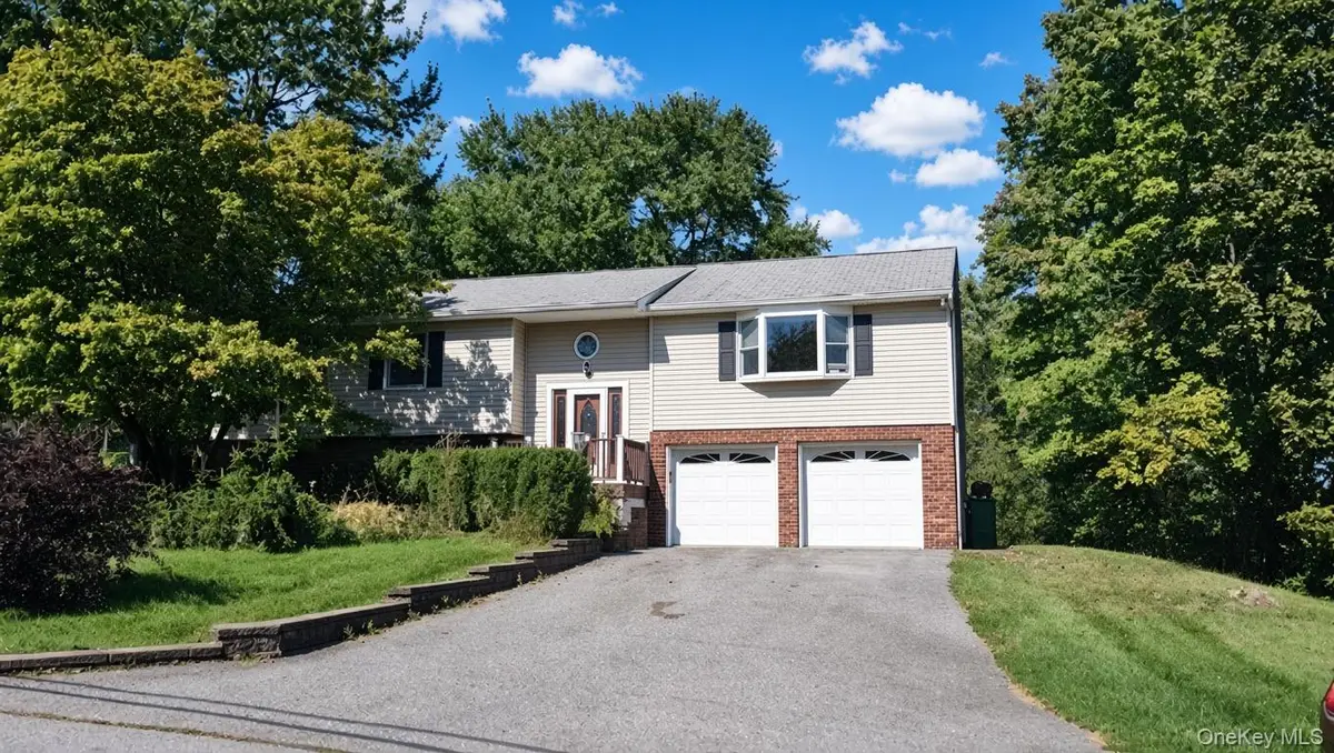 56 Mandalay Drive, Poughkeepsie, NY 12603 - #1