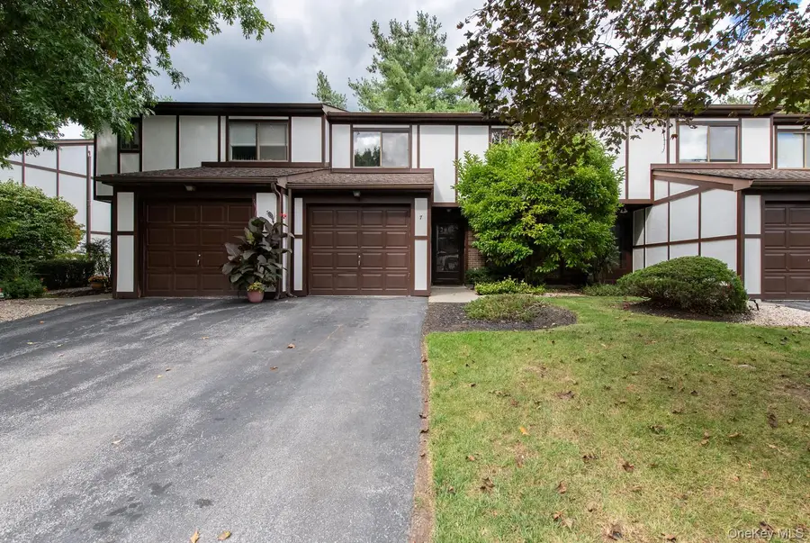7 Topaz Run, Poughkeepsie, NY 12603 - #2