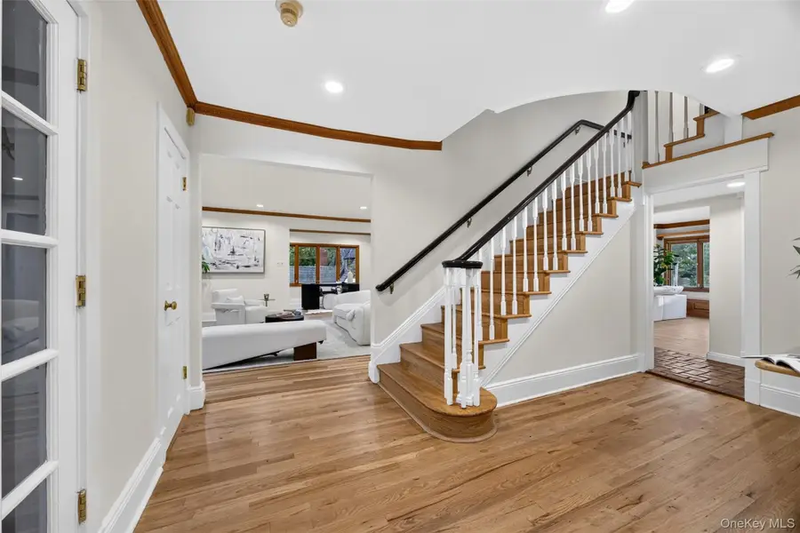 93 Myrtle Drive, Great Neck, NY 11021 - #2