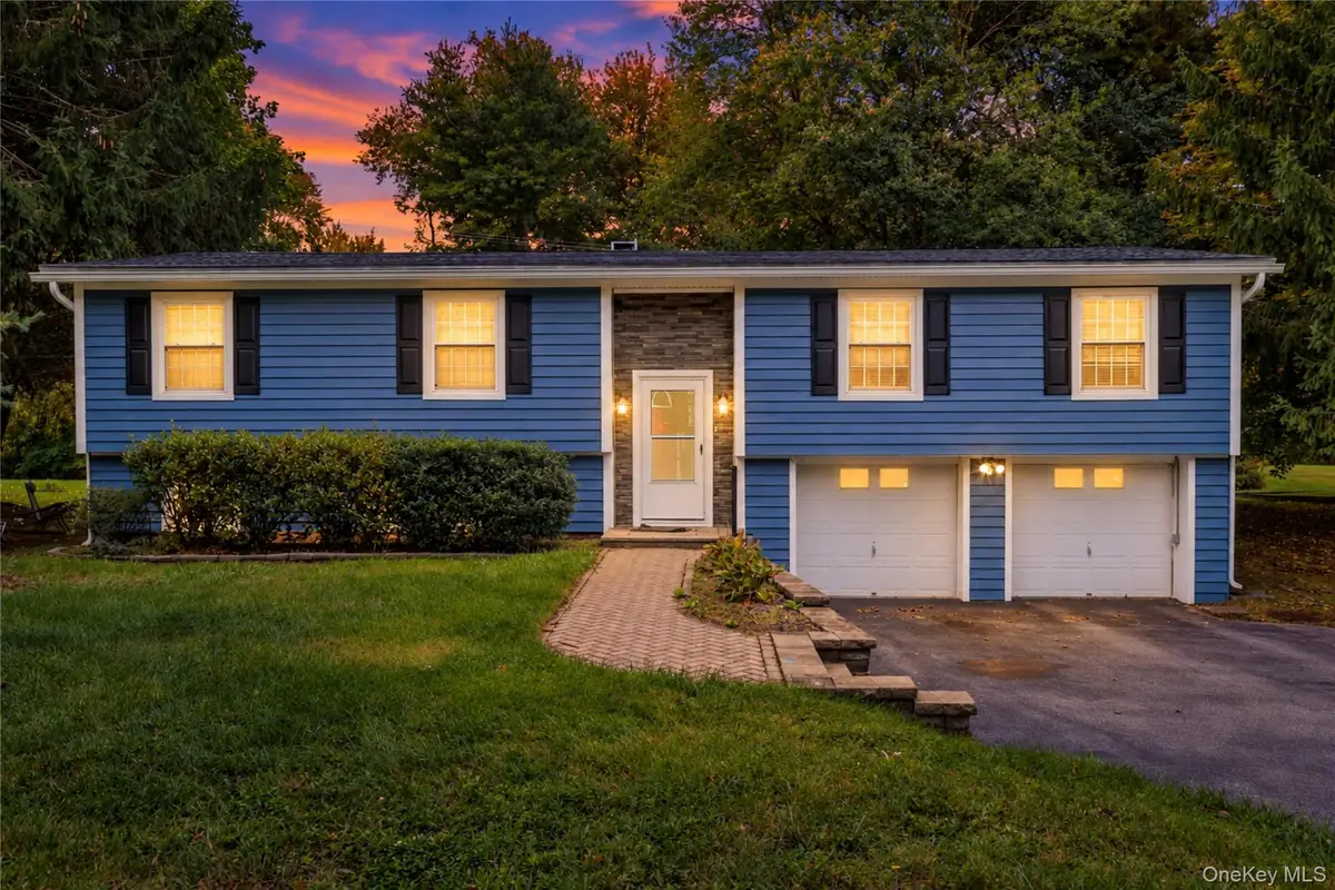 545 N Quaker Lane, Hyde Park, NY 12538 - #1