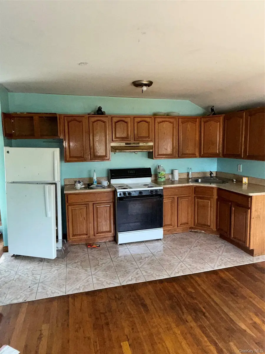 145-59 222nd Street, Springfield Gardens, NY 11413 - #3