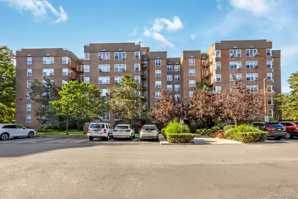 18-40 211th Street #4A, Bayside, NY 11360
