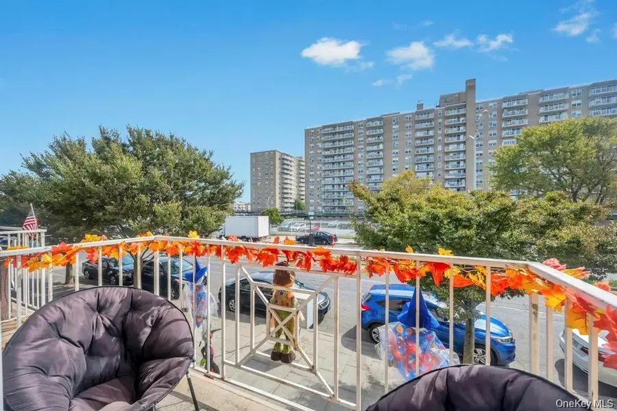 10314 Rockaway Beach Boulevard #2B, Rockaway Park, NY 11694 - #3