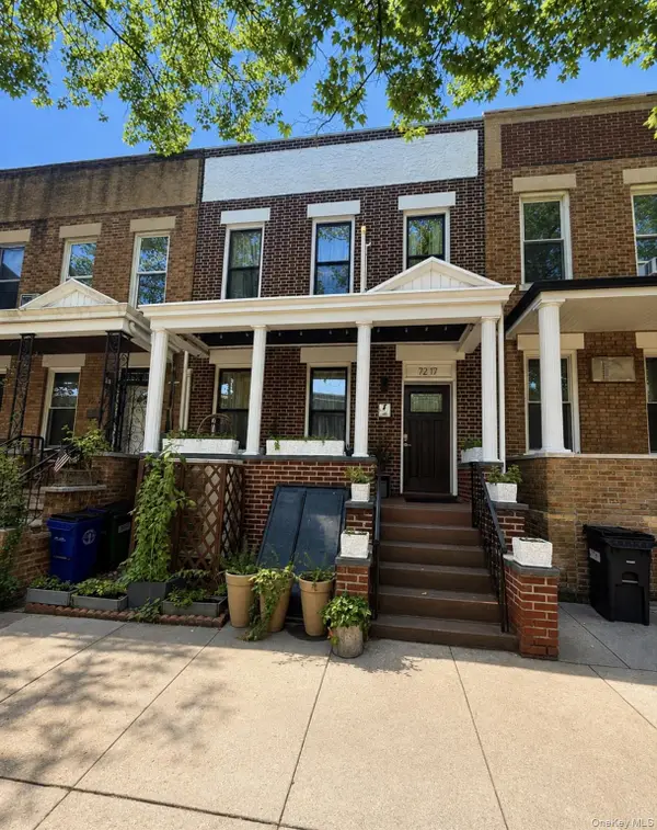 7217 67th Place, Glendale, NY 11385