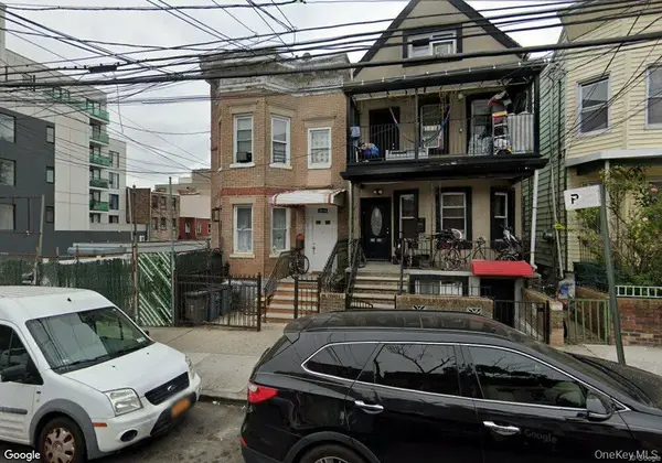 32-46 105 St, Corona, NY 11369