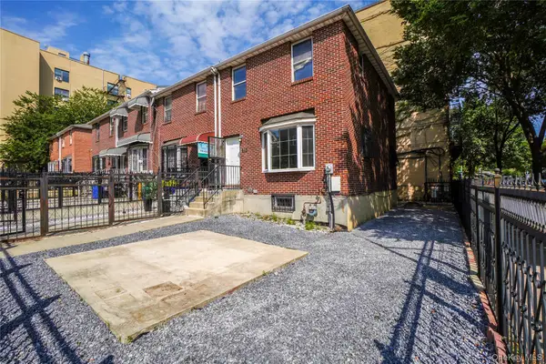 613 Oak Terrace, Bronx, NY 10454