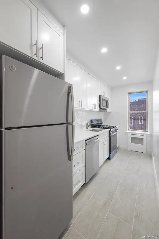 39-40 52nd Street #2E, Woodside, NY 11377 - #3