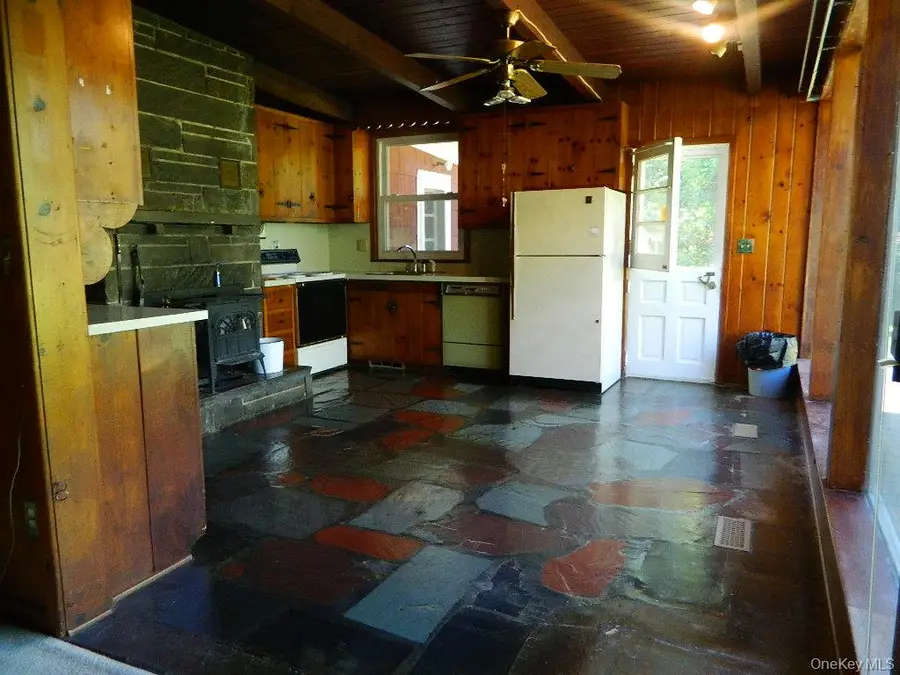107 Orchard Lane, Hopewell Junction, NY 12533 - #3